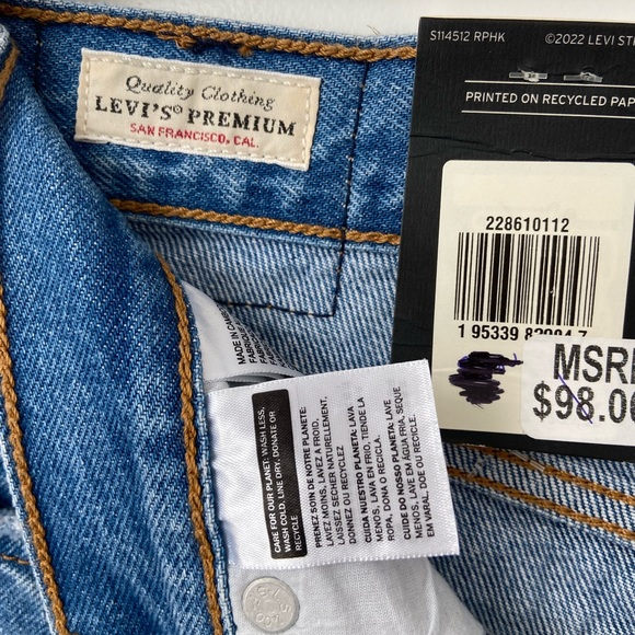 Levi’s Premium Big E Button Fly Wedgie Raw Hem Light Wash Jeans Size 28 - Picture 10 of 13